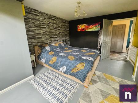 3 bedroom Semi-detached house for sale in Cannimore Close, Warminster, BA12