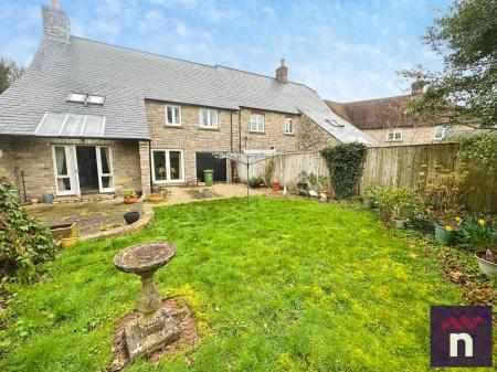 3 bedroom Link detached house for sale in Shepherds Forge, Warminster, BA12