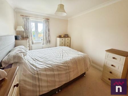 3 bedroom Link detached house for sale in Shepherds Forge, Warminster, BA12