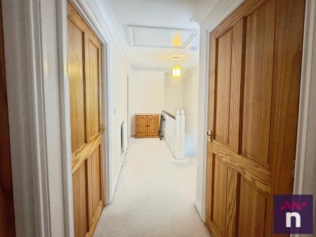 3 bedroom Link detached house for sale in Shepherds Forge, Warminster, BA12