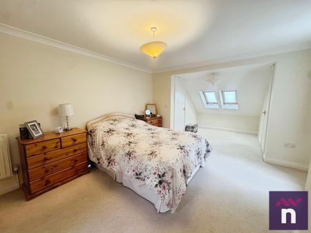 3 bedroom Link detached house for sale in Shepherds Forge, Warminster, BA12