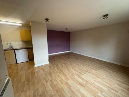 2 bedroom Flat for sale in Brabant Way, Westbury, BA13