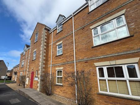 2 bedroom Flat for sale in Brabant Way, Westbury, BA13