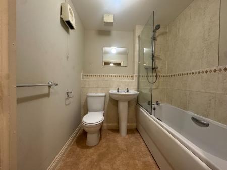 2 bedroom Flat for sale in Brabant Way, Westbury, BA13