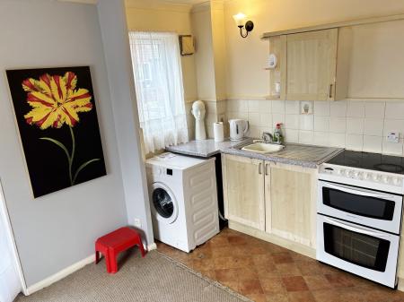 1 bedroom End of terrace house for sale in Danvers Way, Westbury, BA13