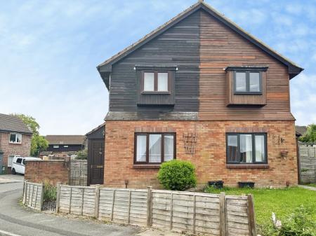 1 bedroom End of terrace house for sale in Danvers Way, Westbury, BA13