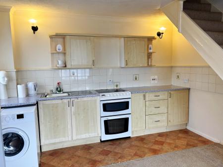 1 bedroom End of terrace house for sale in Danvers Way, Westbury, BA13
