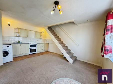 1 bedroom End of terrace house for sale in Danvers Way, Westbury, BA13