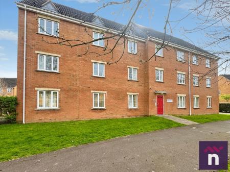 2 bedroom Flat for sale in Tarpan Walk, Westbury, BA13