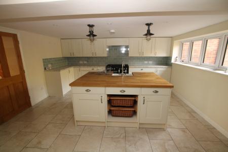 3 bedroom Semi-detached house to let in 16 High Street, Codford, BA12