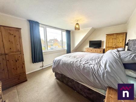 3 bedroom Semi-detached house for sale in Prestbury Drive, Warminster, BA12