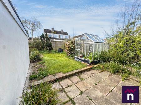 3 bedroom Semi-detached house for sale in St Andrews Road, Warminster, BA12