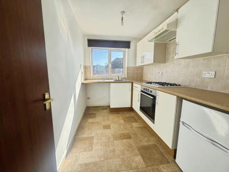 2 bedroom Flat for sale in West Parade, Warminster, BA12