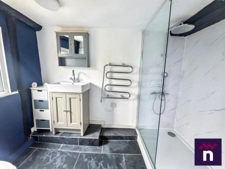 2 bedroom Terraced House for sale in Vicarage Street, Warminster, BA12