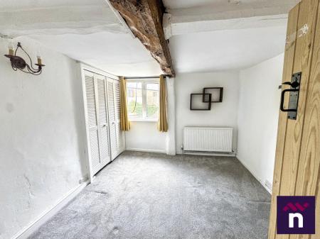 2 bedroom Terraced House for sale in Vicarage Street, Warminster, BA12