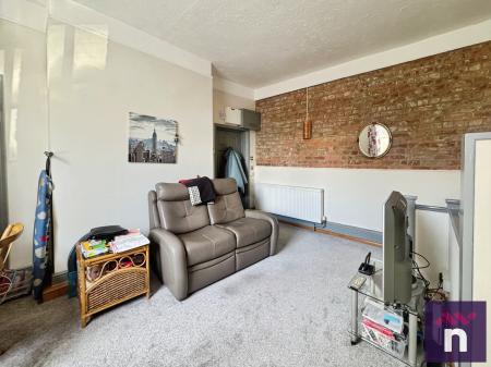 1 bedroom Flat for sale in Weymouth Street, Warminster, BA12