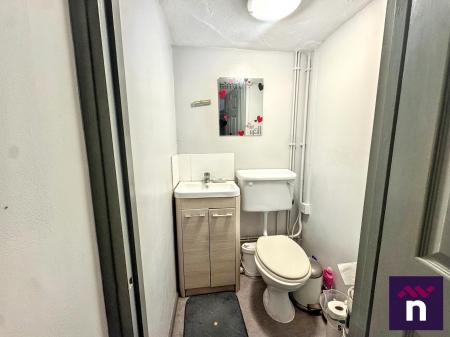 1 bedroom Flat for sale in Weymouth Street, Warminster, BA12