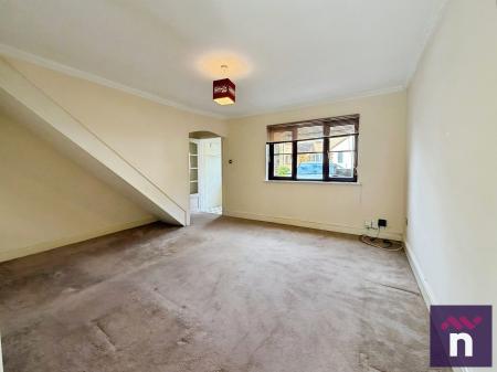 3 bedroom Terraced House for sale in Foxley Close, Warminster, BA12