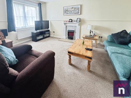 3 bedroom Semi-detached house for sale in The Heathlands, Warminster, BA12