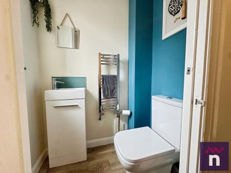 4 bedroom Detached house for sale in Hillbourne Close, Warminster, BA12