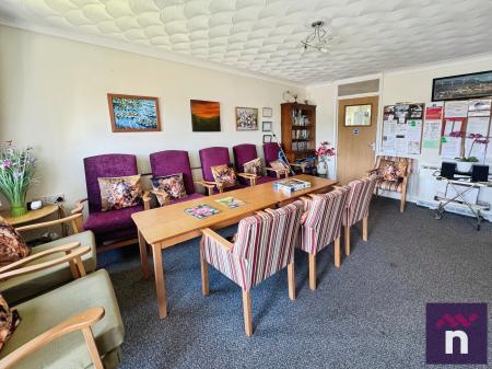 2 bedroom Bungalow for sale in Flers Court, Warminster, BA12