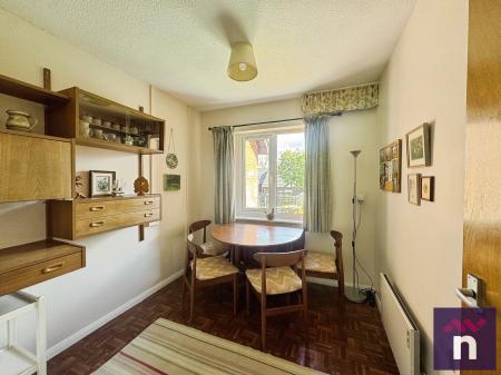 2 bedroom Bungalow for sale in Flers Court, Warminster, BA12