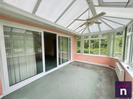 3 bedroom Bungalow for sale in Ebble Crescent, Warminster, BA12