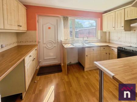 3 bedroom Bungalow for sale in Ebble Crescent, Warminster, BA12