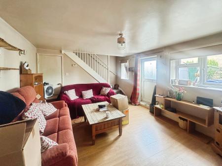 2 bedroom Terraced House for sale in East Street, Warminster, BA12