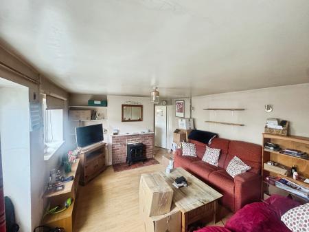2 bedroom Terraced House for sale in East Street, Warminster, BA12