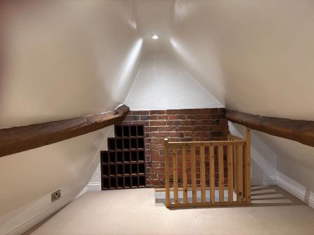 2 bedroom Cottage to let in High Street, Sutton Veny, BA12