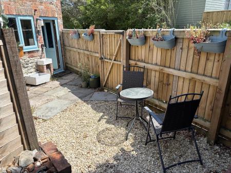 2 bedroom Cottage to let in High Street, Sutton Veny, BA12
