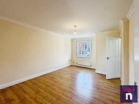 3 bedroom Terraced House to let in The Brambles, Trowbridge, BA14