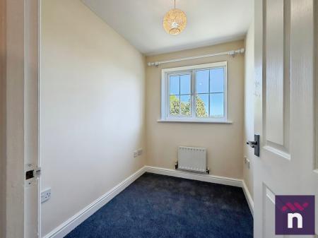 3 bedroom Terraced House to let in The Brambles, Trowbridge, BA14