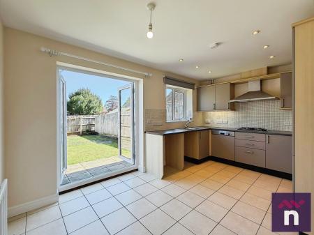 3 bedroom Terraced House to let in The Brambles, Trowbridge, BA14