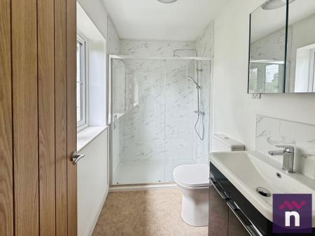 3 bedroom Semi-detached house for sale in Beckford Close, Warminster, BA12