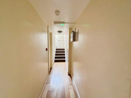 1 bedroom Flat for sale in Silver Street, Warminster, BA12