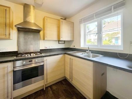 3 bedroom Town house to let in Adderwell Road, Frome, BA11
