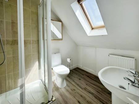 3 bedroom Town house to let in Adderwell Road, Frome, BA11