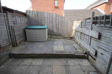 1 bedroom Terraced House to let in Hillside Park, Westbury, BA13