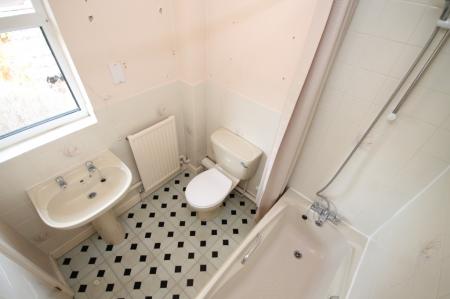 1 bedroom Terraced House to let in Hillside Park, Westbury, BA13