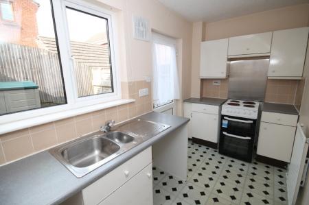 1 bedroom Terraced House to let in Hillside Park, Westbury, BA13