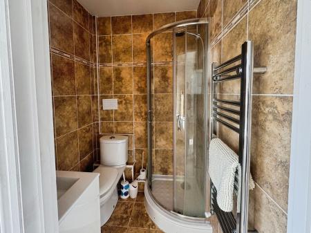 3 bedroom Terraced House for sale in Woodcock Road, Warminster, BA12