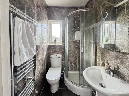 3 bedroom Terraced House for sale in Woodcock Road, Warminster, BA12