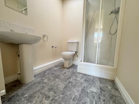 2 bedroom Coach House to let in Timor Road, Westbury, BA13