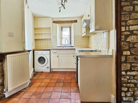2 bedroom Detached house to let in Lowbourne, Melksham, SN12