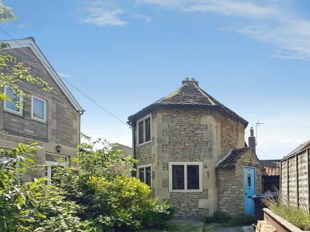 Lowbourne, Melksham, SN12
