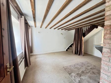 2 bedroom Flat for sale in Portway, Warminster, BA12