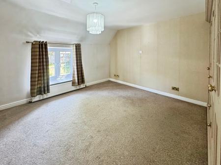 2 bedroom Flat for sale in Portway, Warminster, BA12