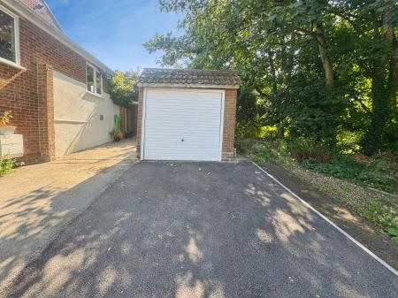 3 bedroom Semi-detached house for sale in Willow Crescent, Warminster, BA12